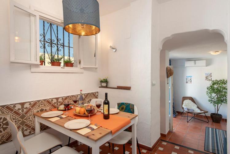 Beautiful Spanish Apartment In Torremolinos Extérieur photo